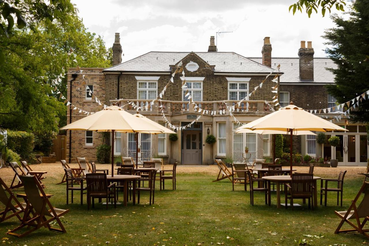 Gonville 4*