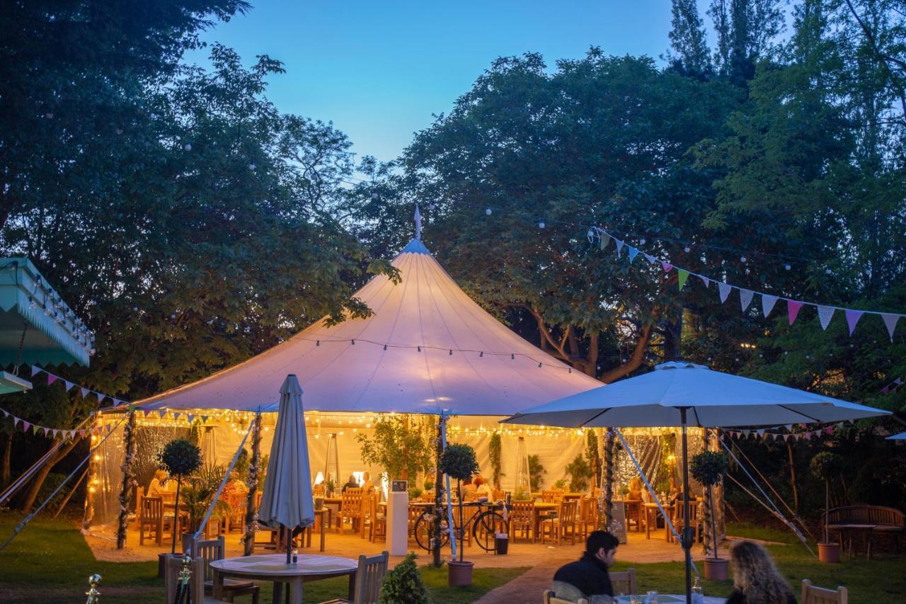 Gonville 4* CBG